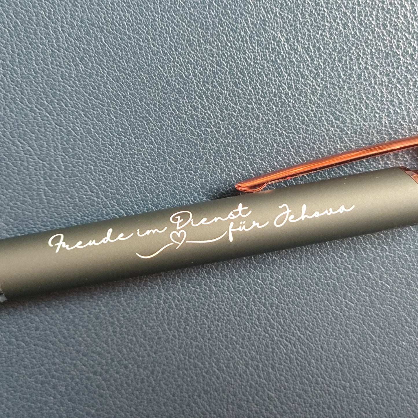 Kugelschreiber „Freude im Dienst für Jehova“ – für besondere Einsätze mit Herz