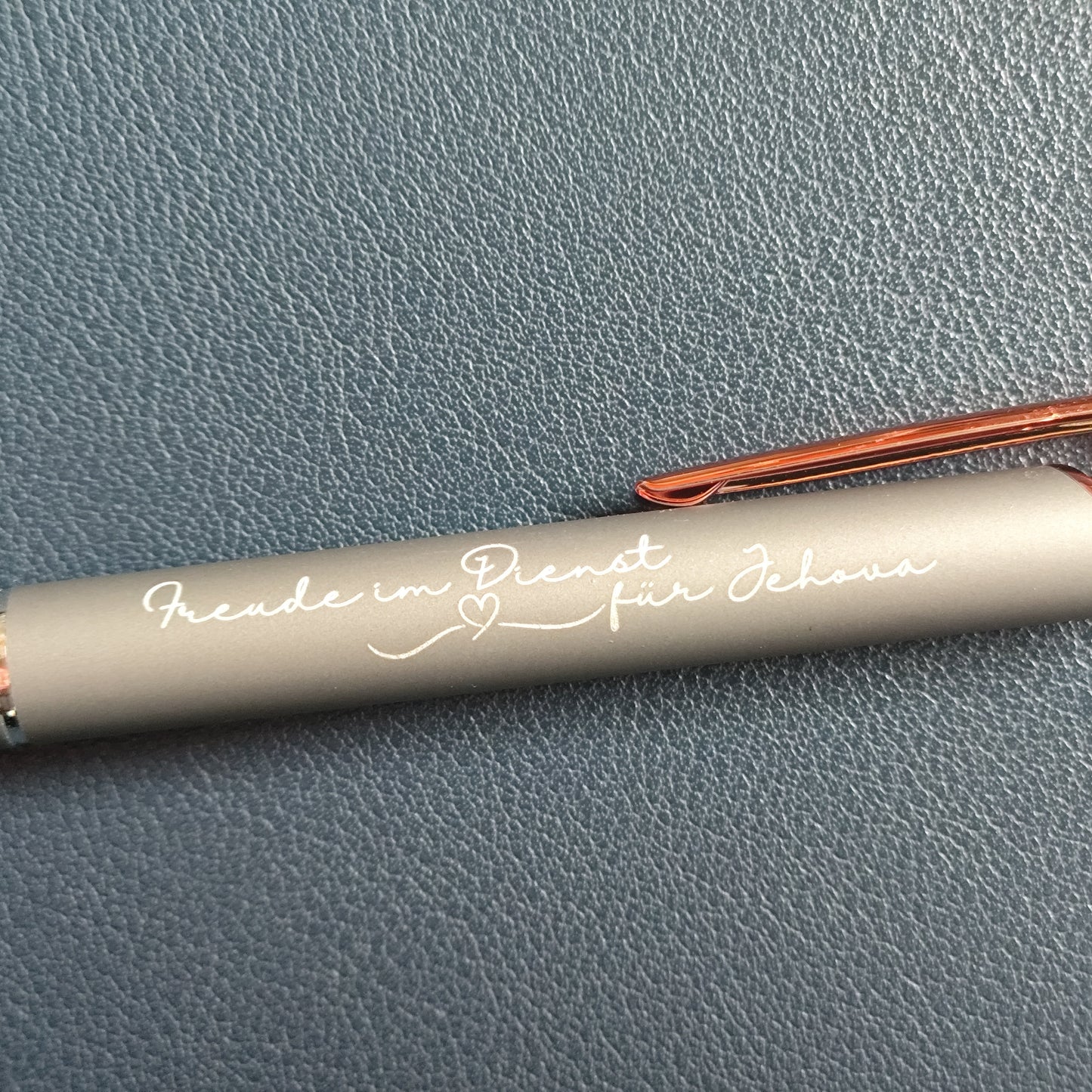 Kugelschreiber „Freude im Dienst für Jehova“ – für besondere Einsätze mit Herz