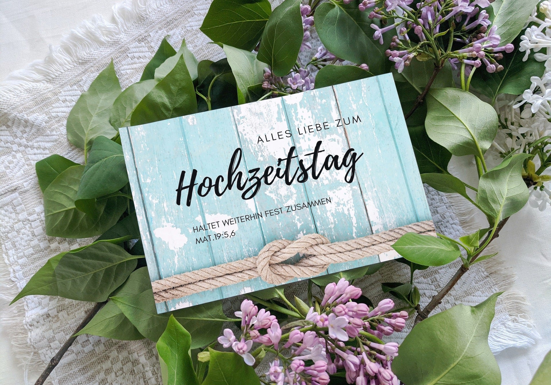 Postkarte "Seil" mit einem symbolischen Motiv, das eine starke und stabile Ehe darstellt, inspiriert von Gottes Anleitung. Perfekt für Hochzeiten, Hochzeitstage oder als Ermutigung.